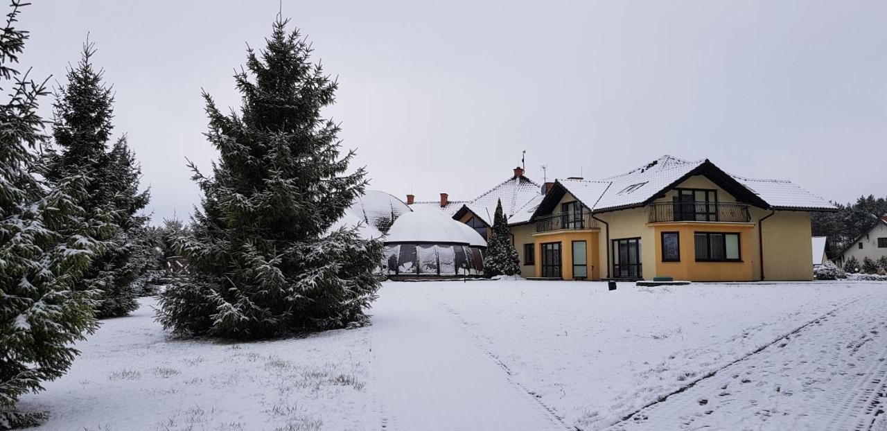 Hotel Diadem Jerzmionki Buitenkant foto