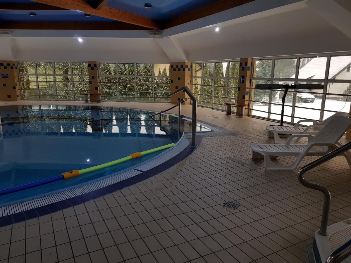Hotel Diadem Jerzmionki Buitenkant foto