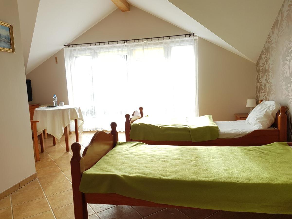 Hotel Diadem Jerzmionki Buitenkant foto