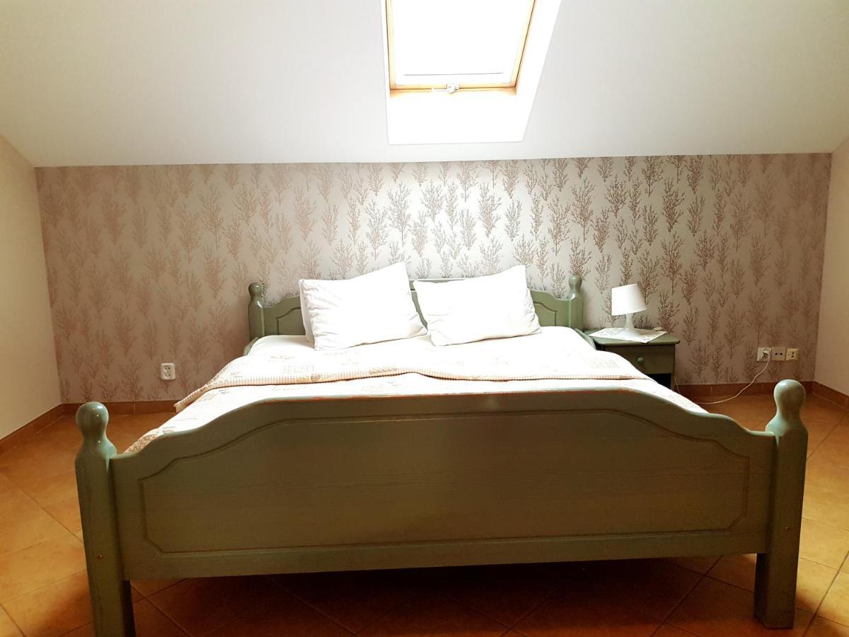 Hotel Diadem Jerzmionki Buitenkant foto