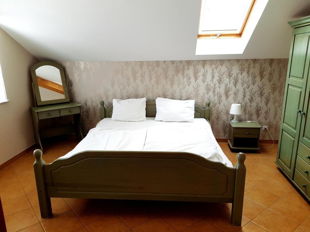 Hotel Diadem Jerzmionki Buitenkant foto
