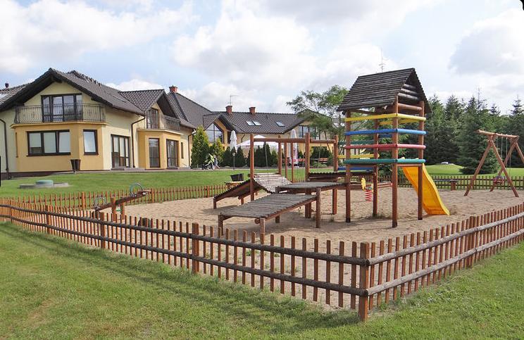 Hotel Diadem Jerzmionki Buitenkant foto