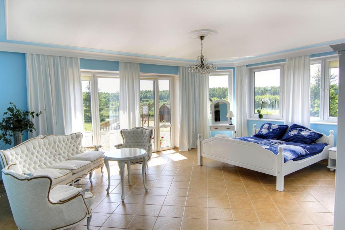 Hotel Diadem Jerzmionki Buitenkant foto